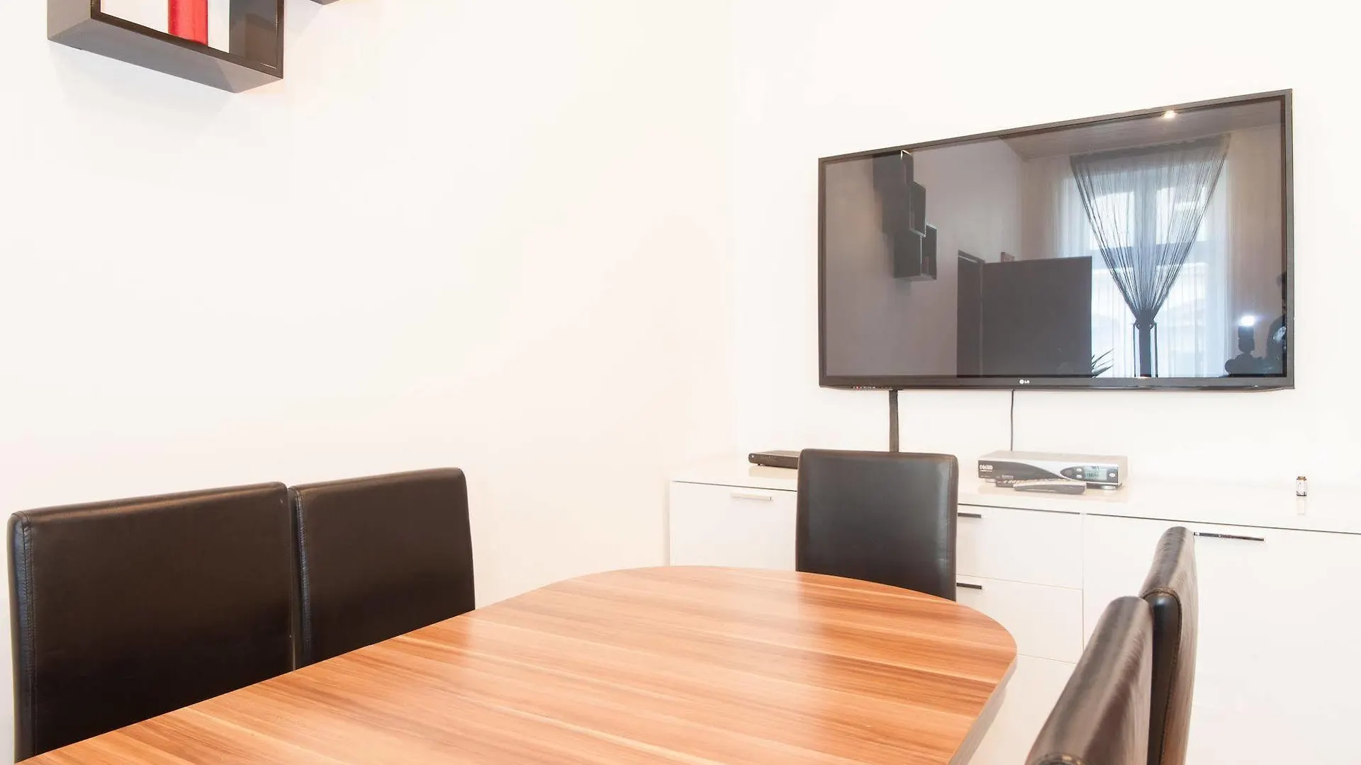 Royal Resort Apartments Urania Βιέννη